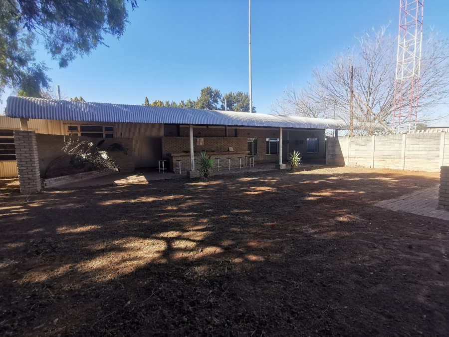 To Let commercial Property for Rent in Klerksdorp Industrial North West